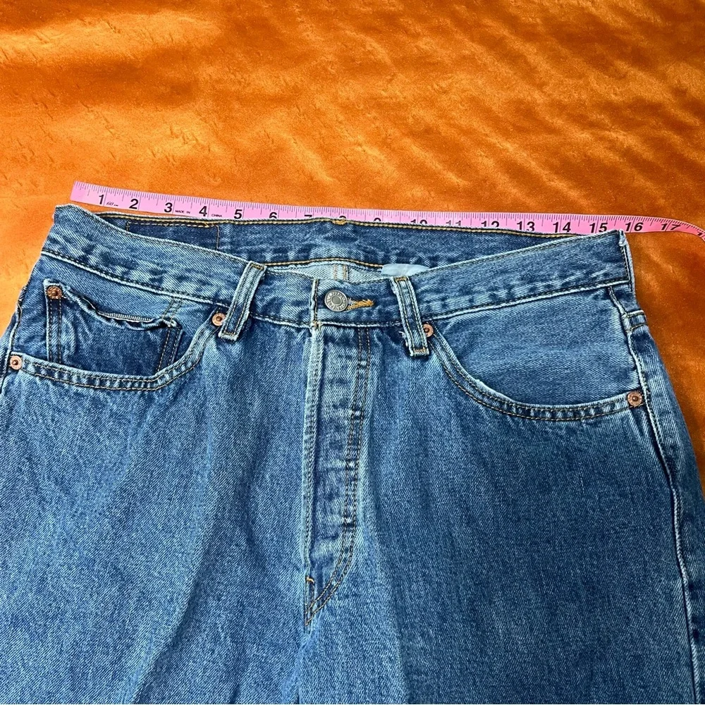 Vintage Levi's 501 Button Fly Blue Jeans 33x32 100% cotton 90s